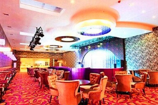 重庆夜景璀璨，寻味山城不夜天