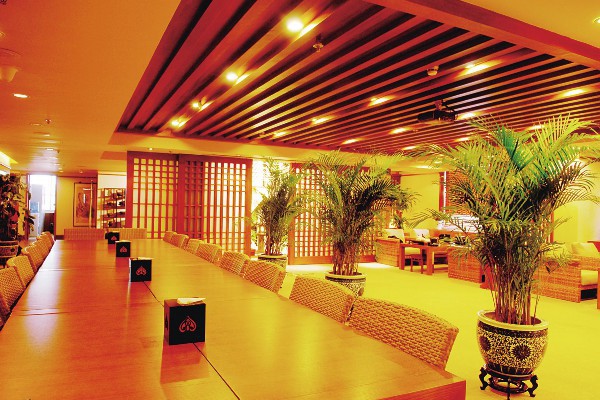 告别眼纹，电动按摩眼霜用对方法很重要！